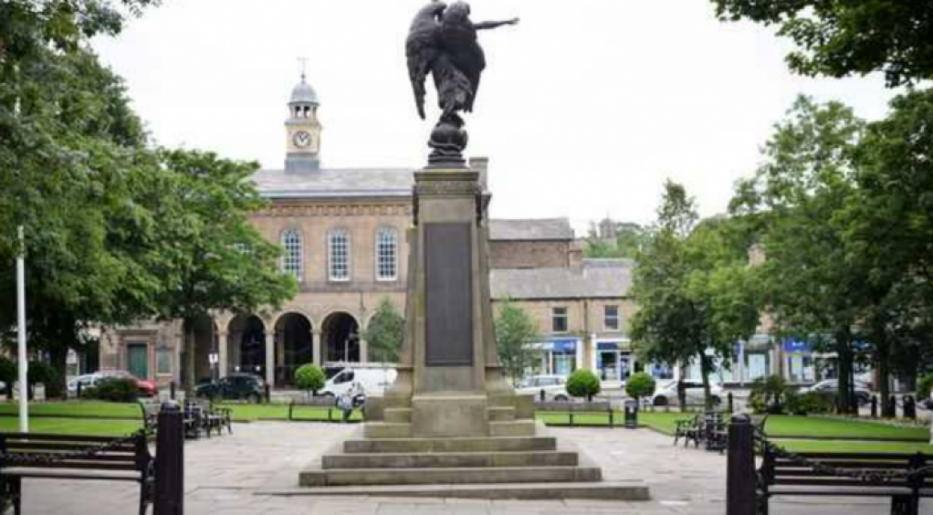 Norfolk Square Glossop